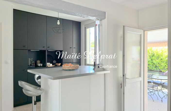 VEDÈNE (84)– MAISON RÉNOVÉE 114 M² AVEC PISCINE, JARDIN ET DÉPENDANCE — photo 4