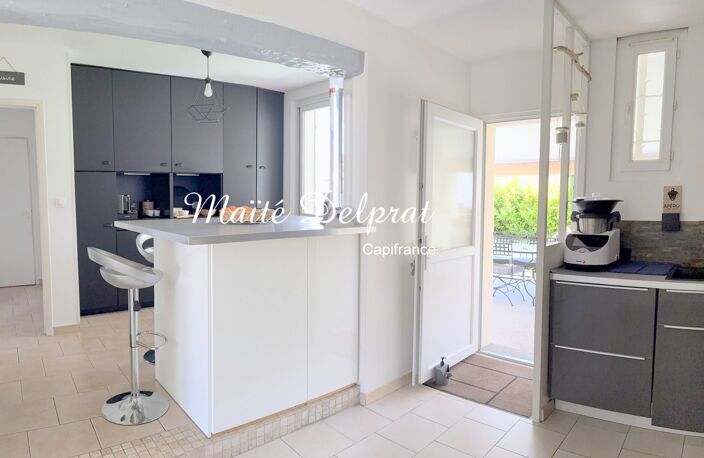 VEDÈNE (84)– MAISON RÉNOVÉE 114 M² AVEC PISCINE, JARDIN ET DÉPENDANCE — photo 5