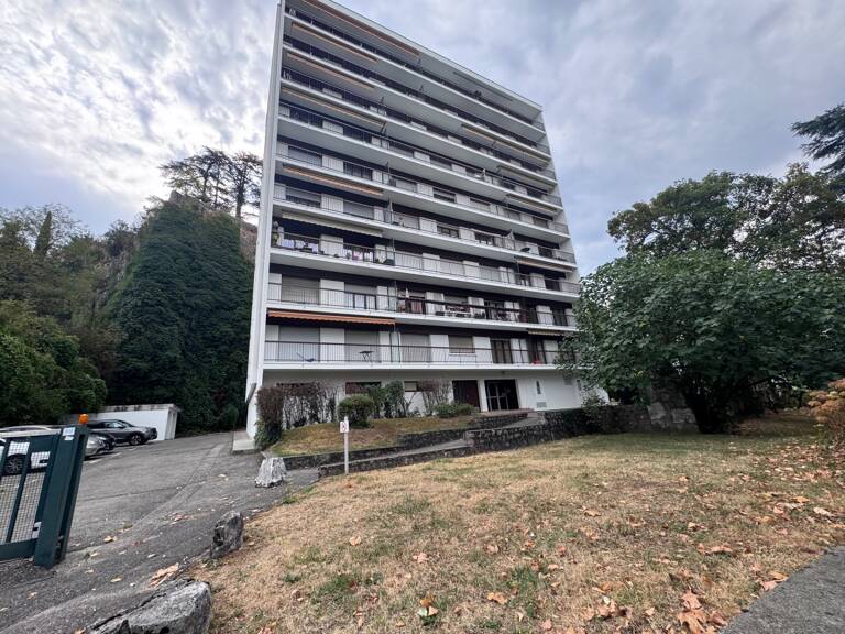 Appartement à vendre 2 pièces  (73) - T2 de 47 M2 loué - Vue dégagée et balcon — photo 1