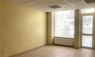 Commerce 5 Pièces 85 m² à vendre à L'Isle-sur-Serein (89440)