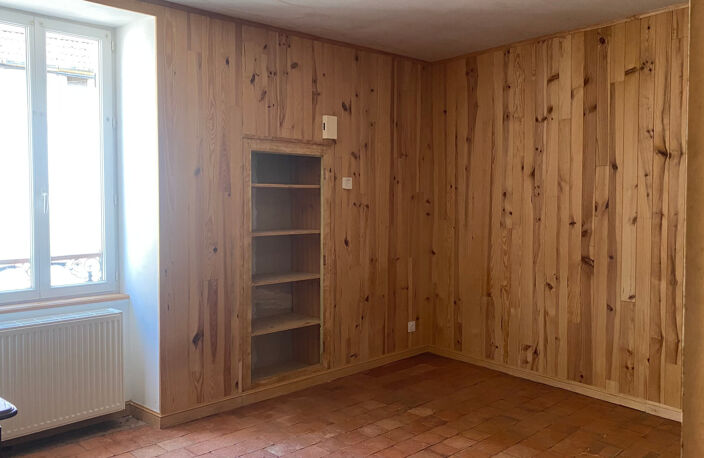 à vendre LOCAL COMMERCIAL AVEC LOGEMENT ET DÉPENDANCES à L'ISLE SUR SEREIN (89) — photo 5
