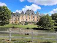 Château du XIXe siècle avec un parc de 75 ha, situé à proximité immédiate de Poitiers — photo 4