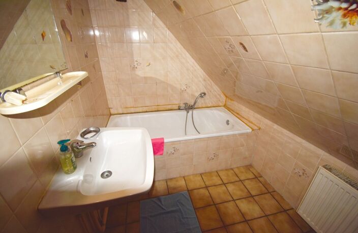 Immeuble à vendre BARR (67) : Immeuble mixte, commerce + logements — photo 4