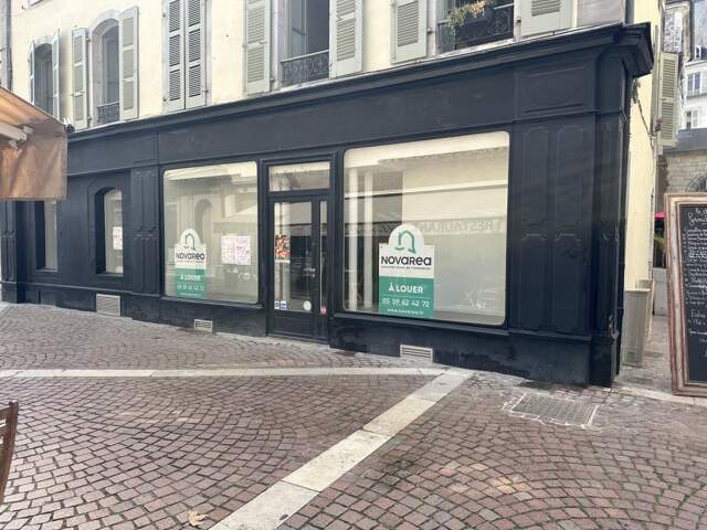 Local commercial — photo du bien