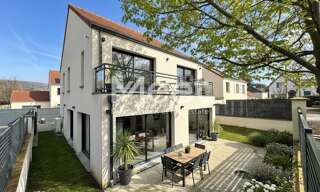 Maison 6 Pièces 143 m² à vendre à Saint-Rémy-lès-Chevreuse (78470)