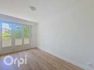 Appartement À Vendre — photo 3