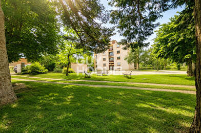 Appartement 4 pièces 230000 €