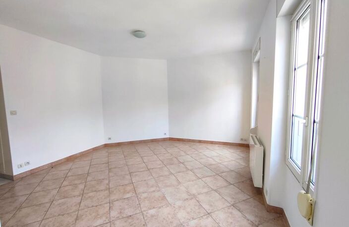 Appartement À Vendre - Mézières sur Seine - — photo 5