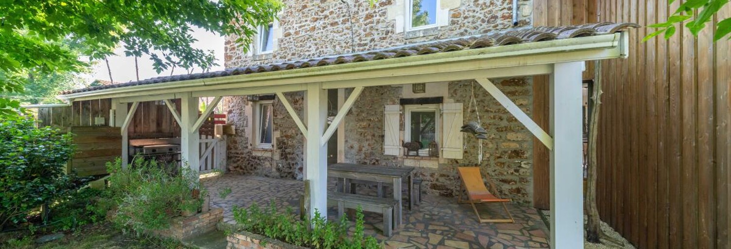 Maison 4 Pièces  m² à vendre à Salles (33770)
