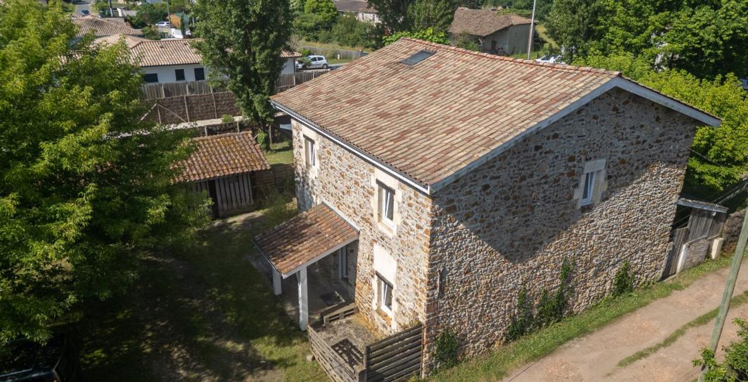 Maison À Vendre — photo 1