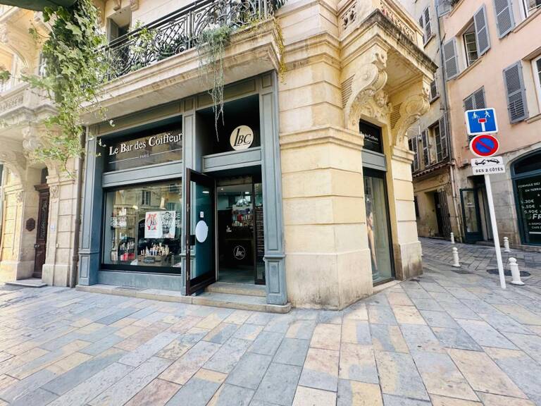 Salon de Coiffure A vendre Toulon Centre — photo 1
