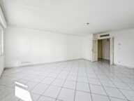 Appartement À Vendre - Grande T3 avec stationnement - Centre ville — photo 3