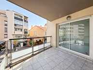 Appartement À Vendre - Grande T3 avec stationnement - Centre ville — photo 4