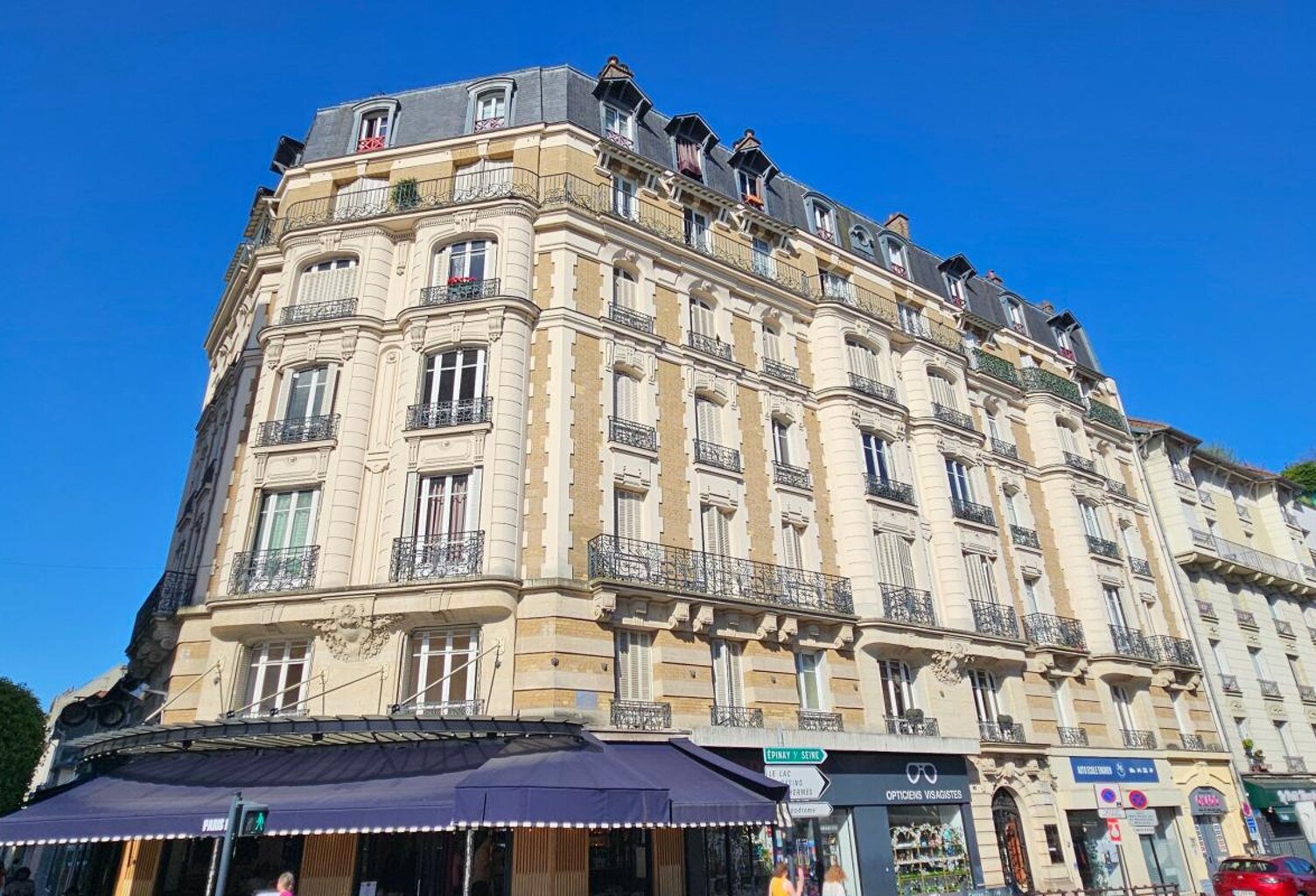 Appartement À Vendre — photo 1