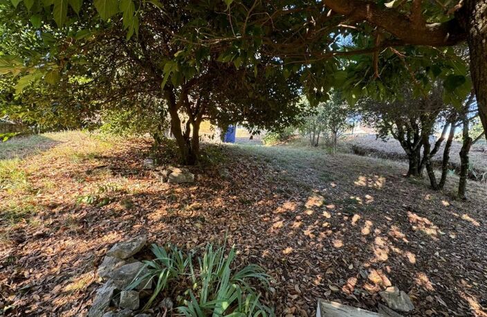 Maison à vendre de 130m² habitable avec terrain attenant dans un secteur privilégié — photo 3