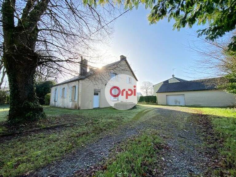 Maison À Vendre PEAULE Cœur du Bourg sur terrain de plus de 1000m² — photo 1