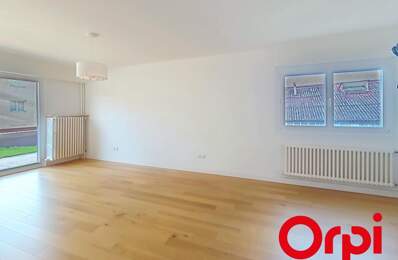 Appartement À Vendre — photo du bien