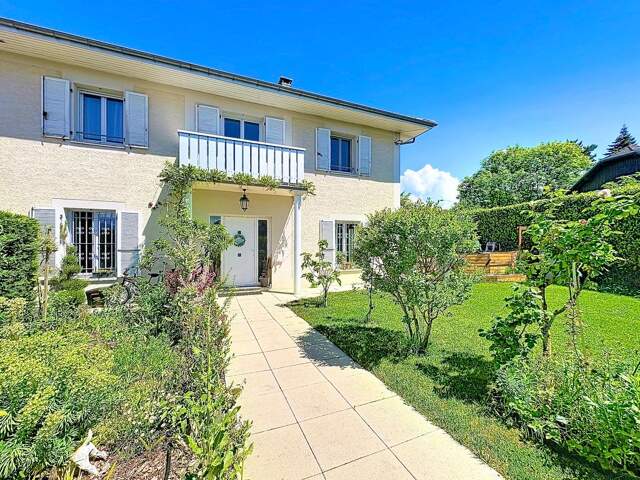 Maison À Vendre — photo du bien