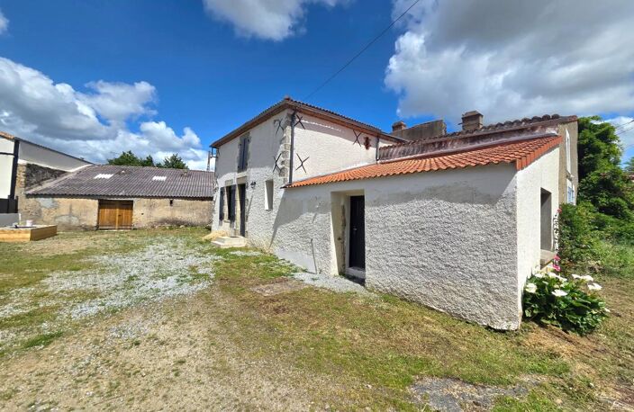 Maison en pierre rénovée avec grange — photo 4