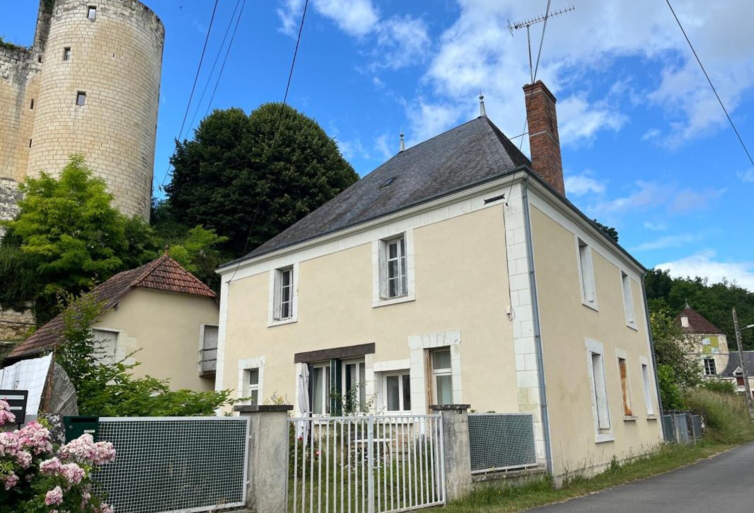 Maison à vendre à Villentrois-Faverolles-en-Berry — photo 1