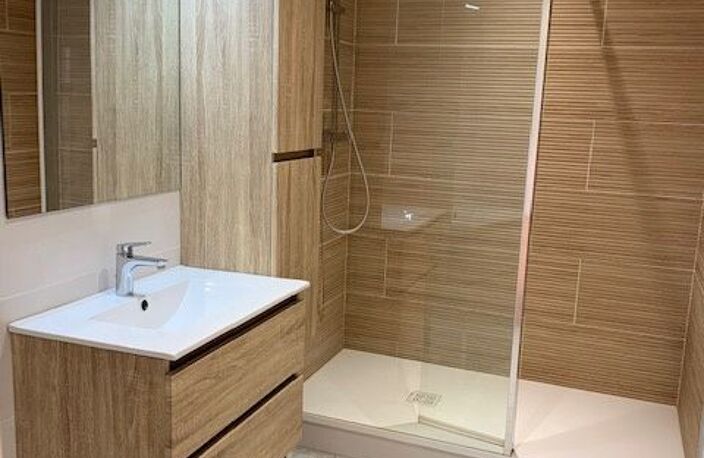 MAZAMET CENTRE-VILLE APPARTEMENT T3 LOUE — photo 4