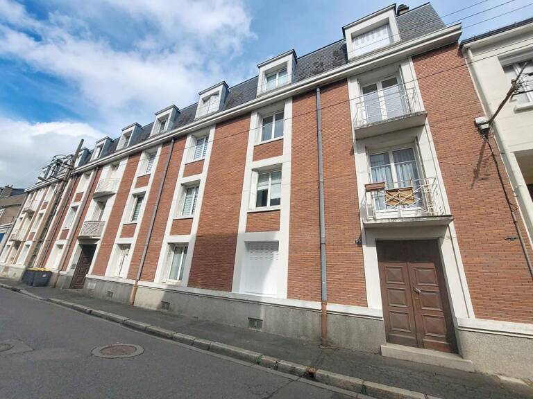 Appartement À Vendre — photo 1