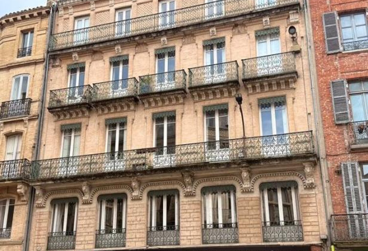 Toulouse – Esquirol | Immeuble de rapport d’exception au cœur historique — photo 1
