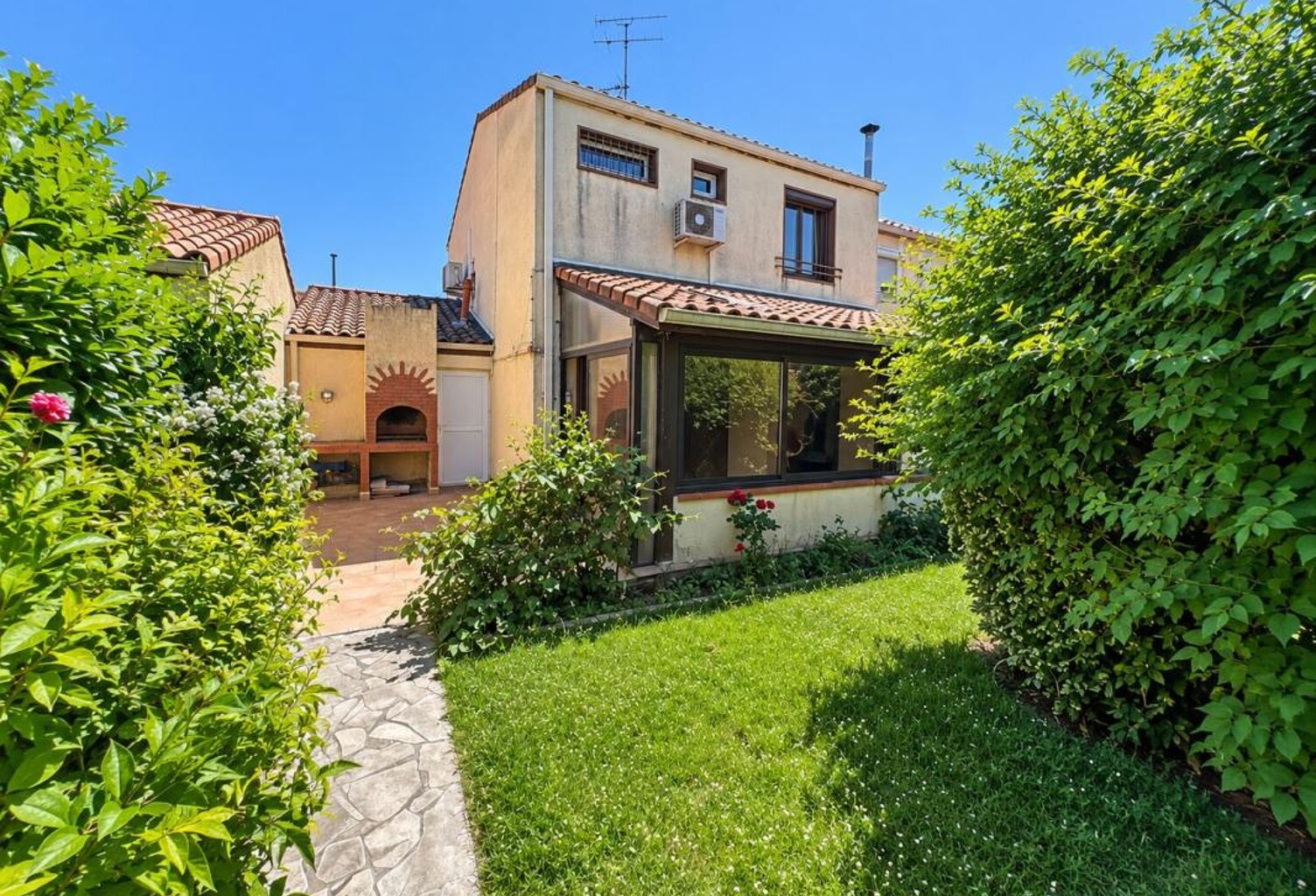 Toulouse Les Pradettes-Maison Familiale 4 Pièces Avec Jardin Intime et Garage — photo 1