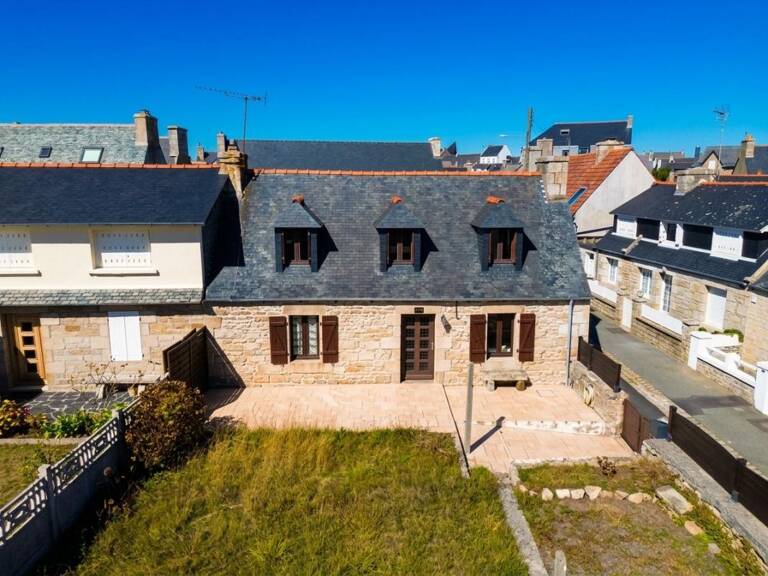 Petite Maison en pierre au Cœur de l'Île-Grande — photo 1