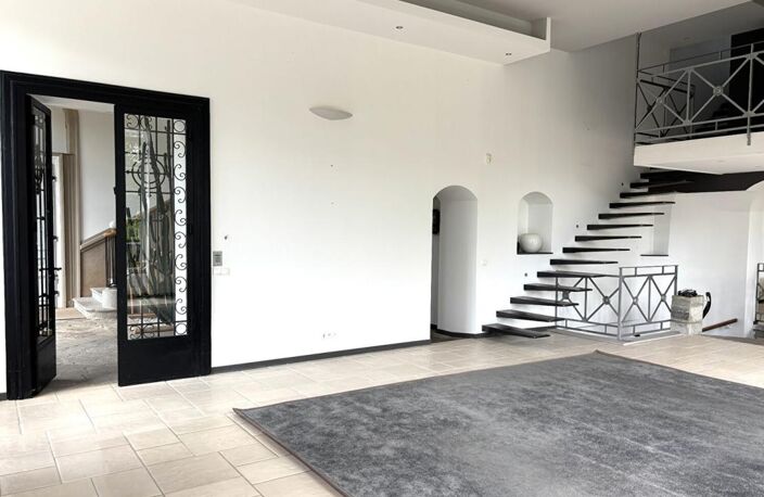 LA TALAUDIERE 42350 Propriété dans une maison de maitre Appartement 454m² 4 chambres — photo 5