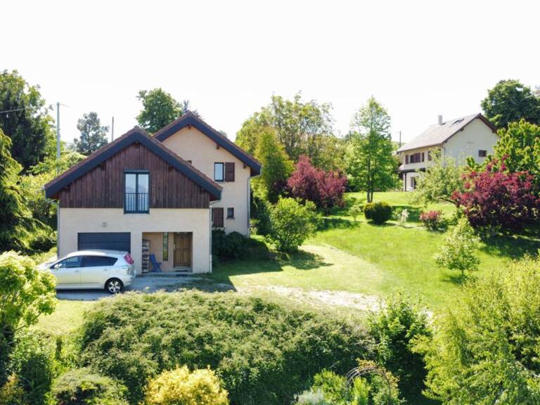 SAINT GEOIRE EN VALDAINE Villa  5 pièce(s) 151 m2 — photo 1