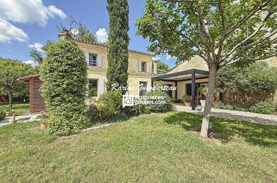 Maison 8 pièces 997500 €