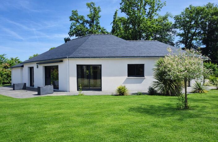 TRES BELLE MAISON CONTEMPORAINE DE PLAIN PIED de 112 m2 réalisée en 2018 dans le Finistère en limite du Morbihan - (2 min de Spézet, 10 min de Gourin - 10 min de Châteauneuf du Faou) — photo 2