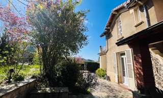 Maison 10 Pièces 240 m² à vendre à Cours (69470)