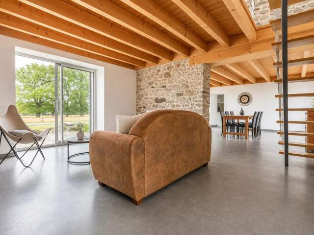 Maison de 6 pièces de 157 m² à Aigrefeuille-sur-Maine — photo du bien