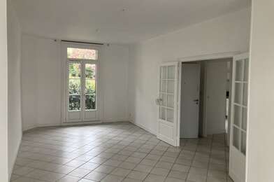 Appartement 3 pièces 664 €