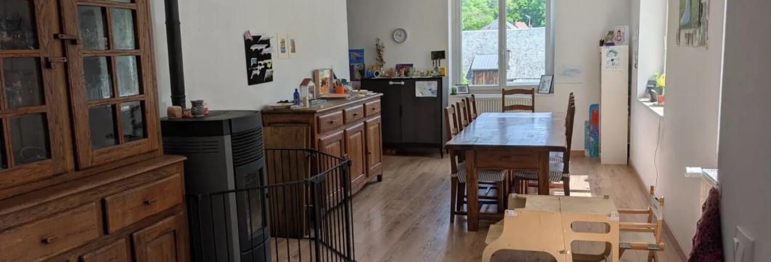 Maison 8 Pièces 166 m² à vendre à Singles (63690)