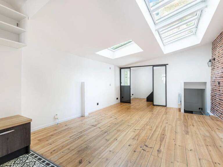 Appartement de 4 pièces de 83 m² à Paris — photo 1