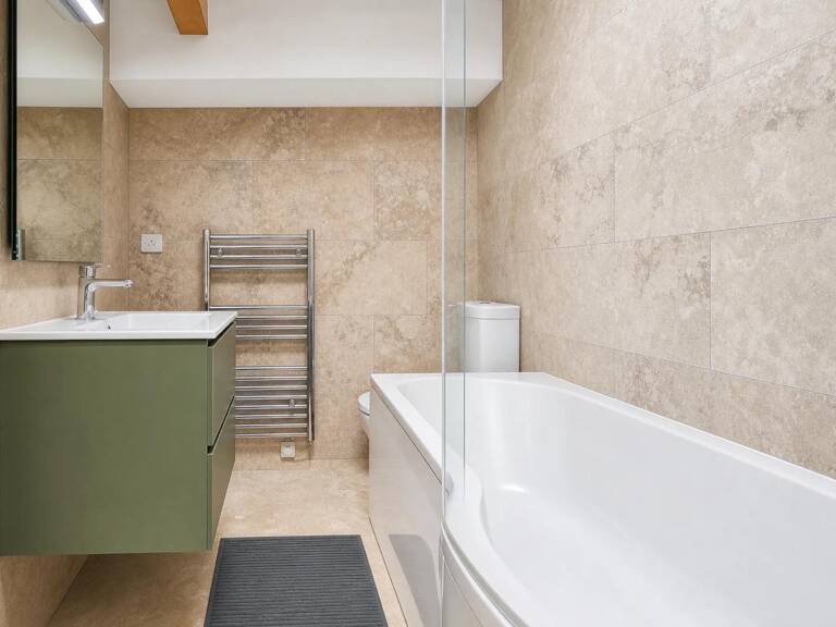 Maison de 7 pièces de 216 m² à Floirac — photo 1