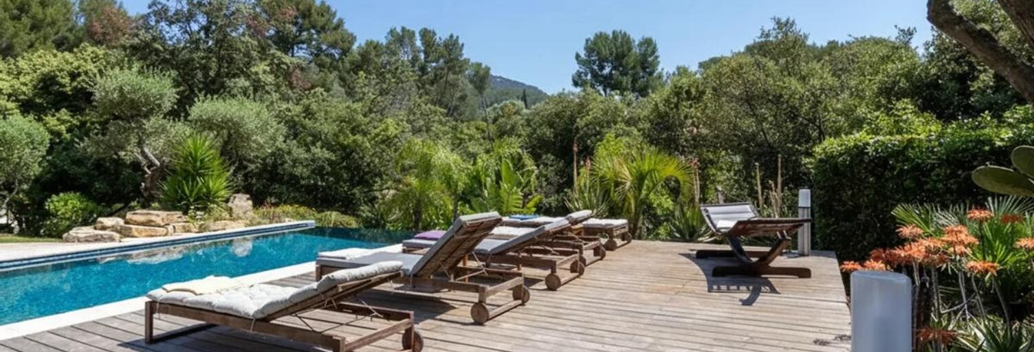Maison 8 Pièces 235 m² à vendre à Sanary-sur-Mer (83110)
