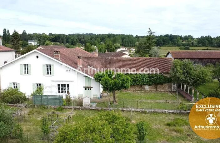 Maison  99 m², 3 ch + 2 granges attenantes — photo 2