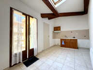 Maison de village 4 pièces d'environ 61m2 avec caves et terr — photo 2