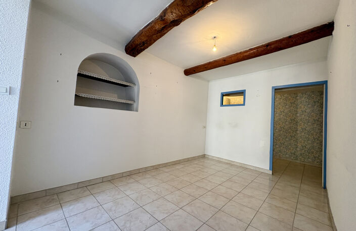 Maison de village 4 pièces d'environ 61m2 avec caves et terr — photo 3