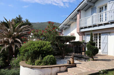Maison 6 pièces 749000 €