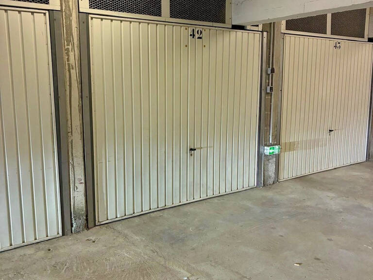 Garage - 13 m2 21 Rue Meyerbeer Nice 06000 — photo 1