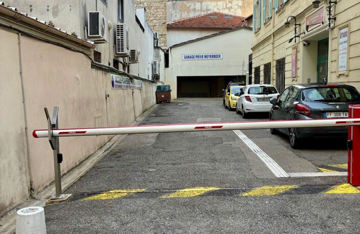 Garage - 13 m2 21 Rue Meyerbeer Nice 06000 — photo 2