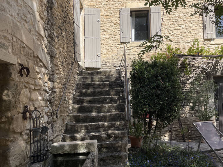 GORDES : Mas en campagne avec parcelle constructible — photo 1