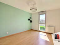 FRANCHEVILLE - Appartement T3 de 60,56 m2 avec balcon, garag — photo 3