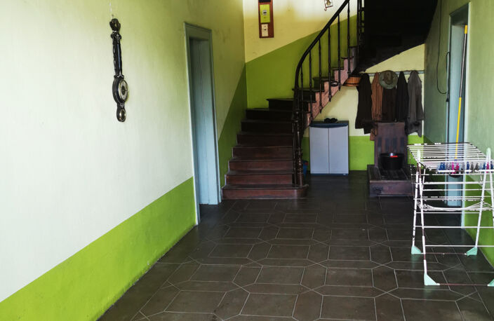 Ferme avec dépendances sur 4492m2 — photo 3