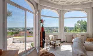 Maison 6 Pièces 300 m² à vendre à Sainte-Foy-lès-Lyon (69110)